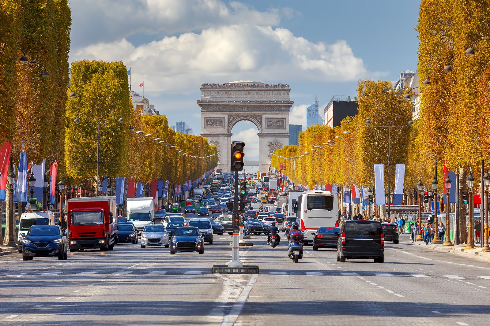 خیابان شانزه لیزه - Avenue des Champs-Élysées