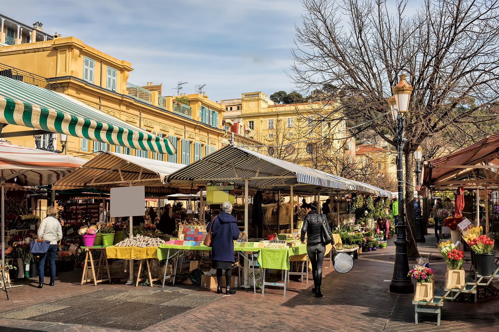 دوره Saleya - Cours Saleya