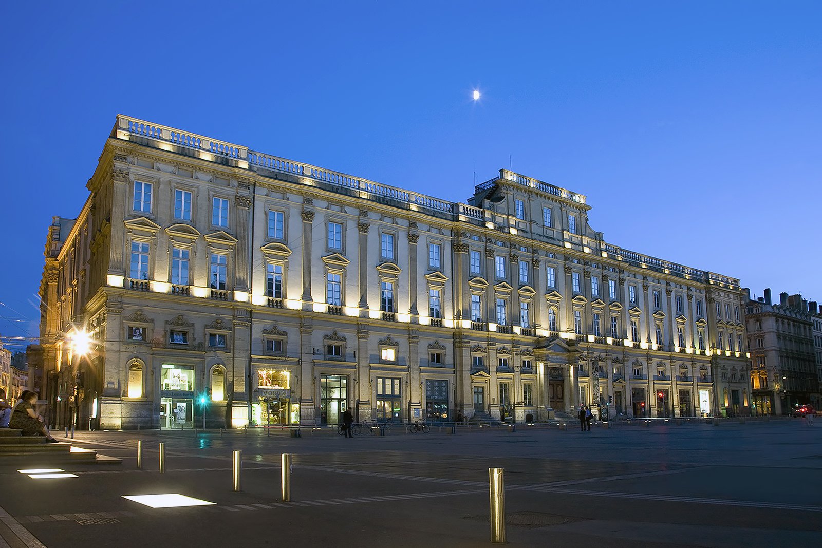 از موزه هنرهای زیبای لیون دیدن کنید - Visit the Musée des Beaux Arts de Lyon