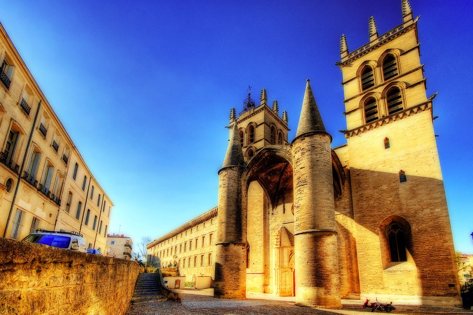 کلیسای جامع مونپلیه - Montpellier Cathedral