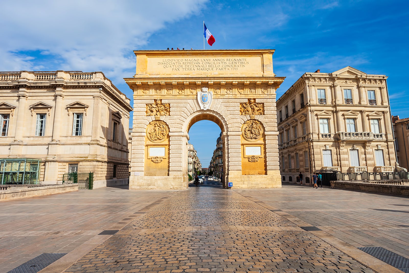 Porte du Peyrou (طاق پیروزی مونپلیه) - Porte du Peyrou (Arc de Triomphe de Montpellier)