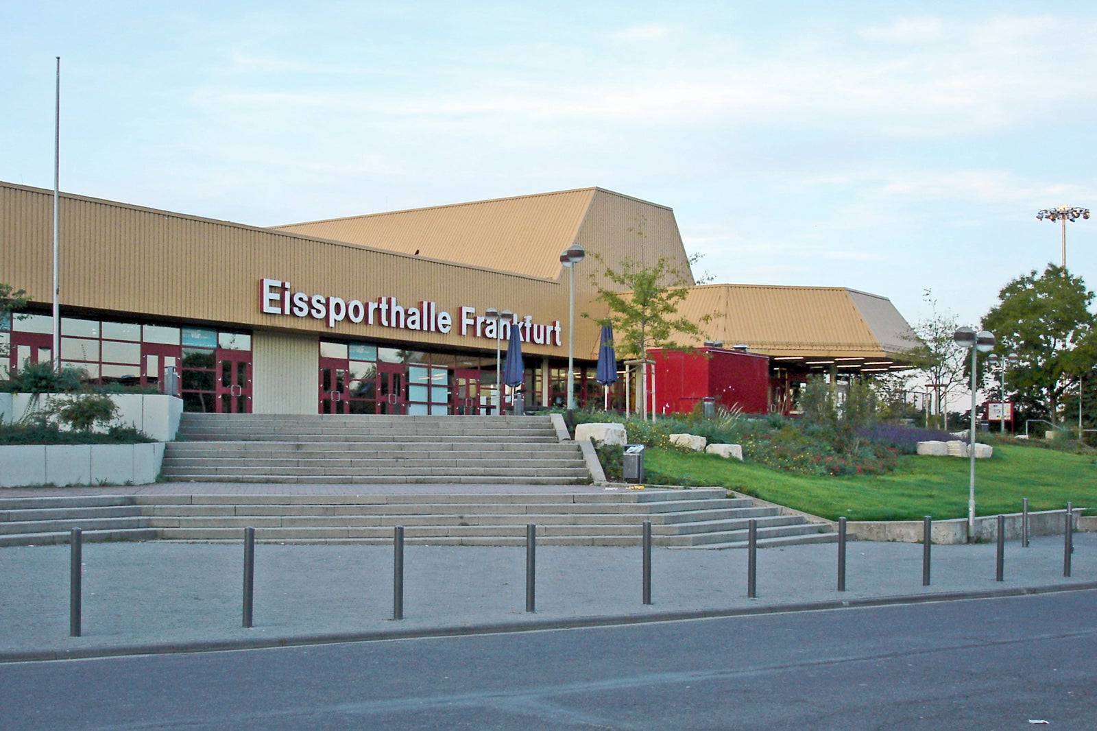 Eissporthalle فرانکفورت - Eissporthalle Frankfurt