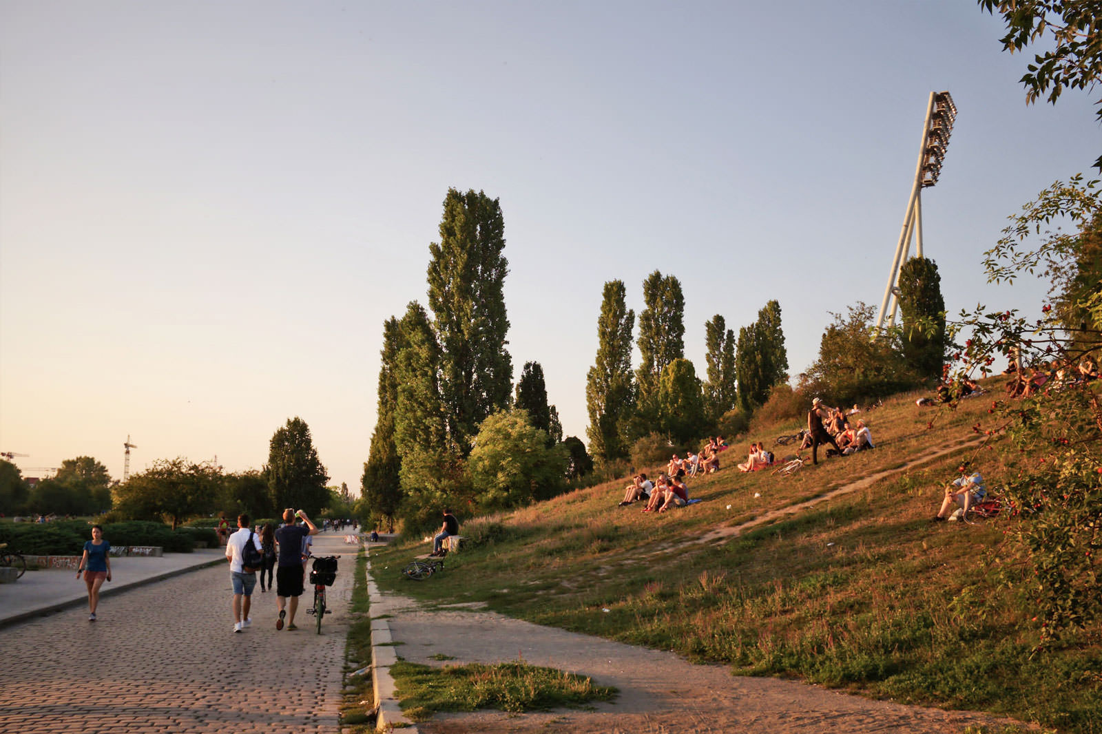 کارائوکه Mauerpark - Mauerpark karaoke