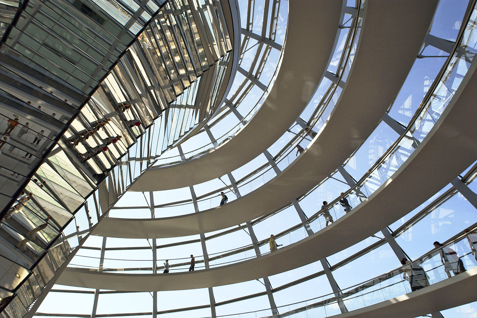 گنبد رایشستاگ - Reichstag dome