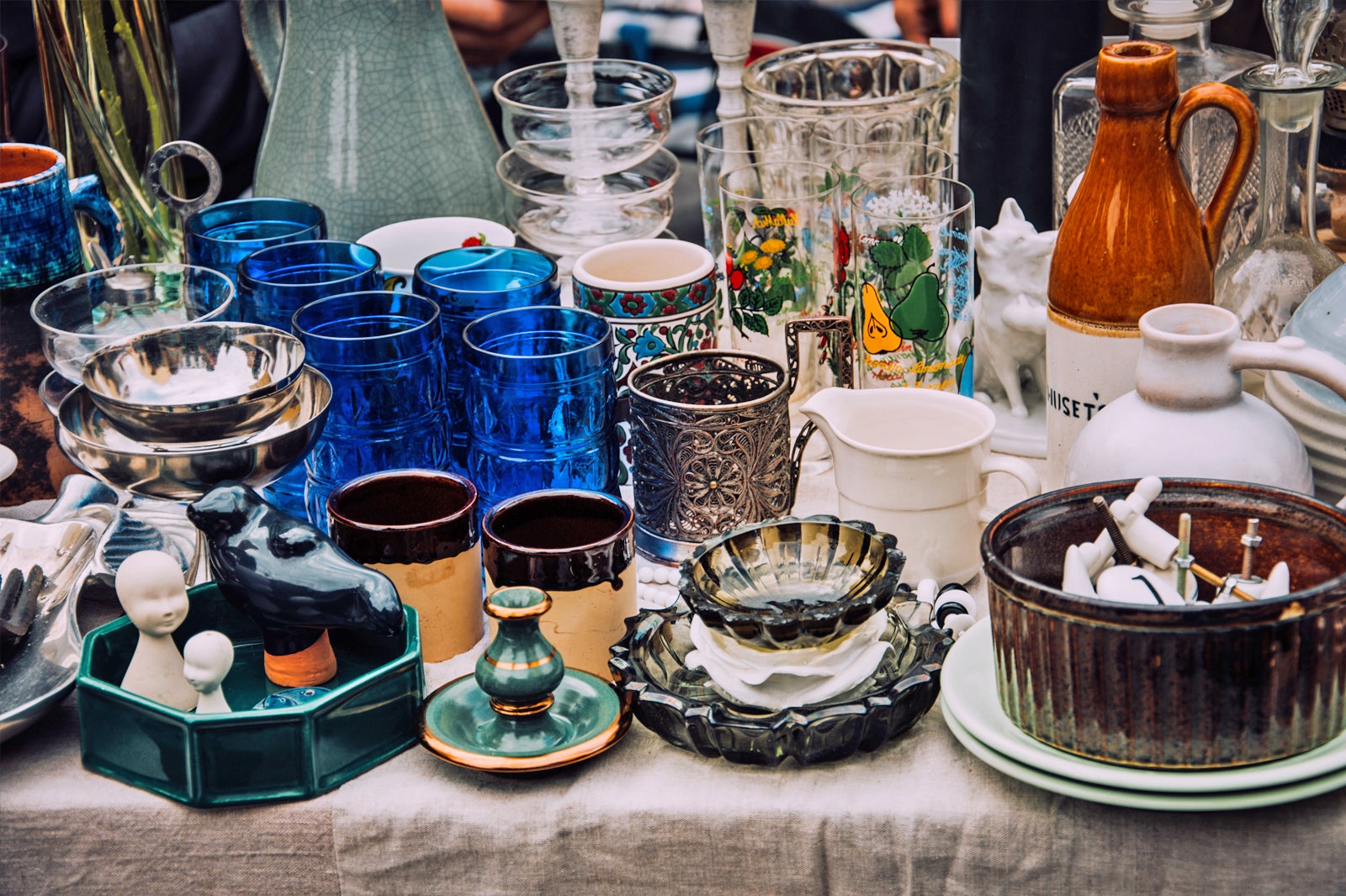 فله‌شانزه بازار فروش - Flohschanze Flea Market