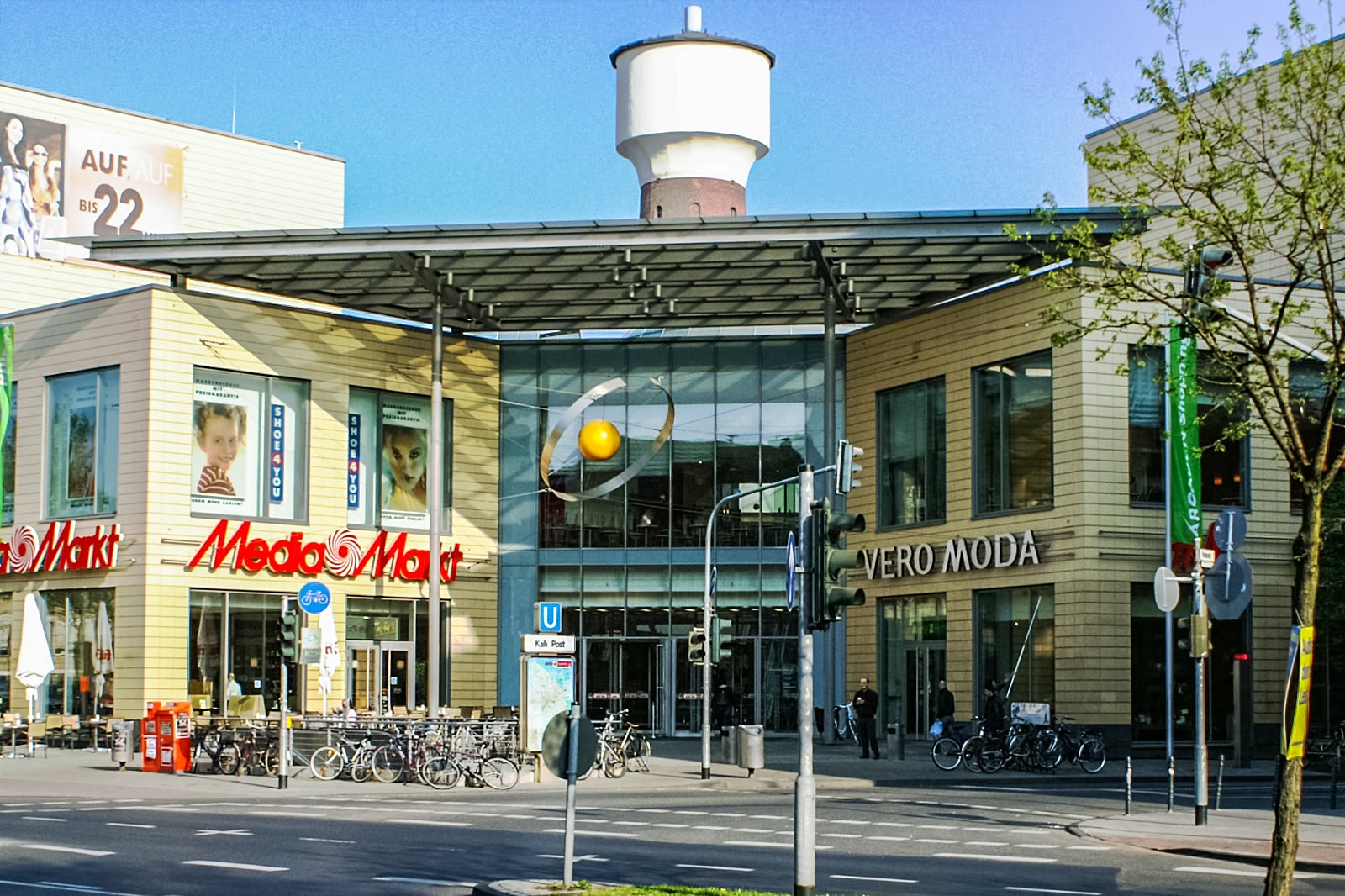 پاساژهای کلن - Köln Arcaden