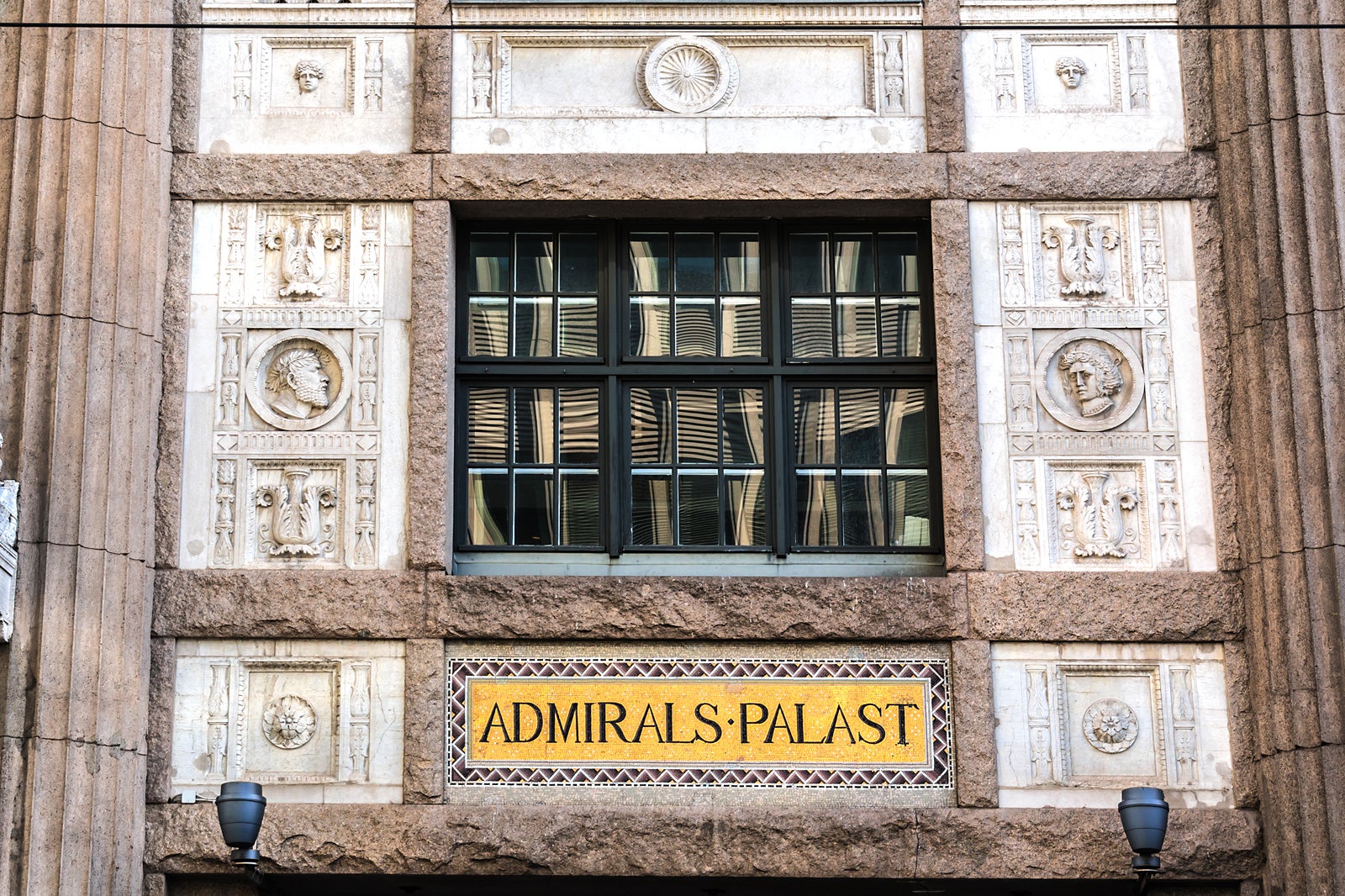 Admiralspalast - Admiralspalast