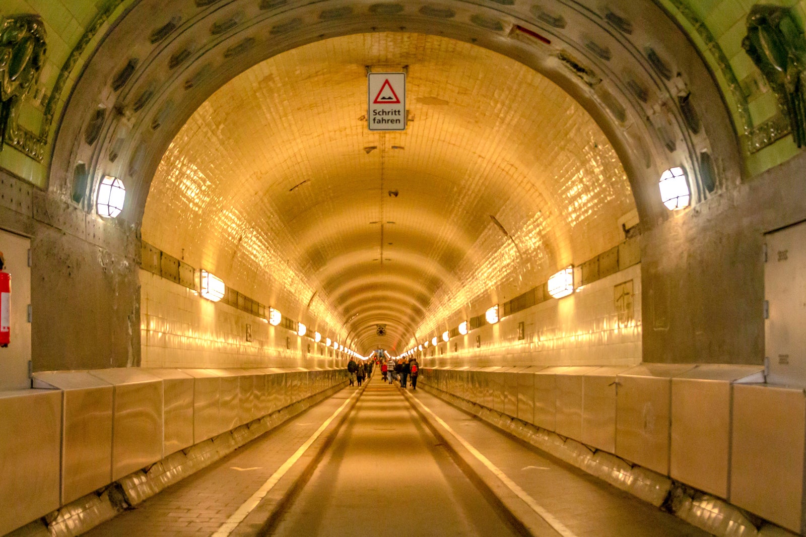 Alter Elbtunnel - Alter Elbtunnel