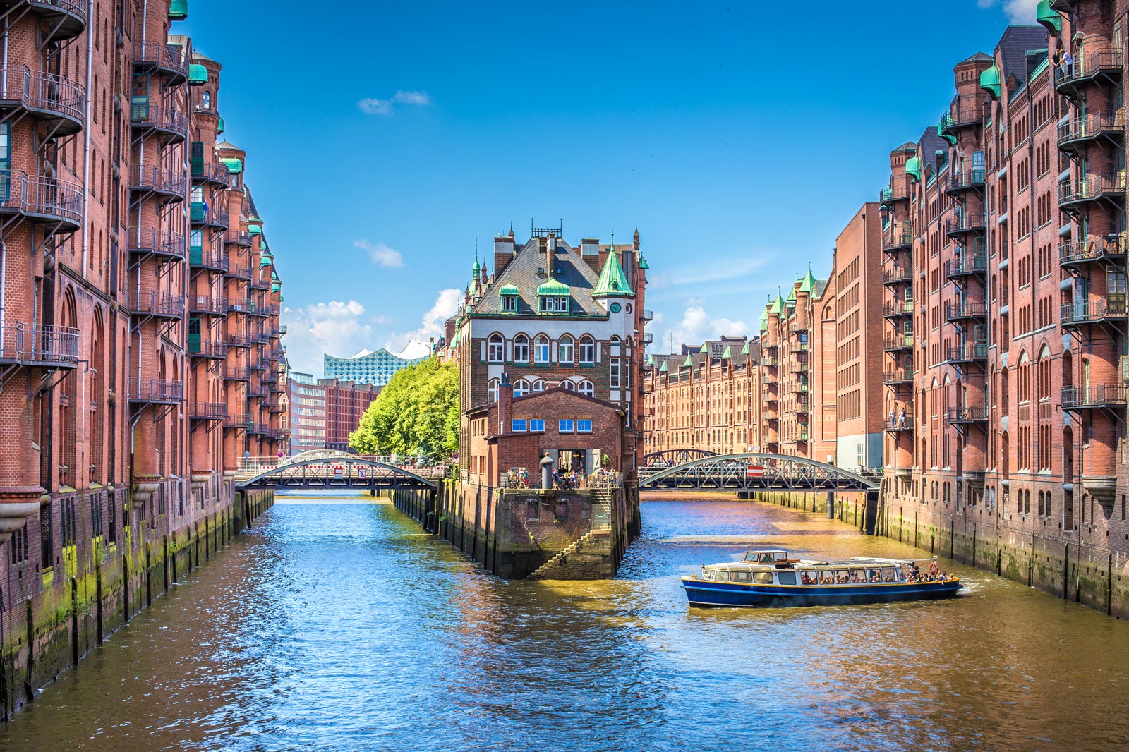 تور بندر هامبورگ در مسیر 62 فری - Port of Hamburg tour on the 62 Ferry route