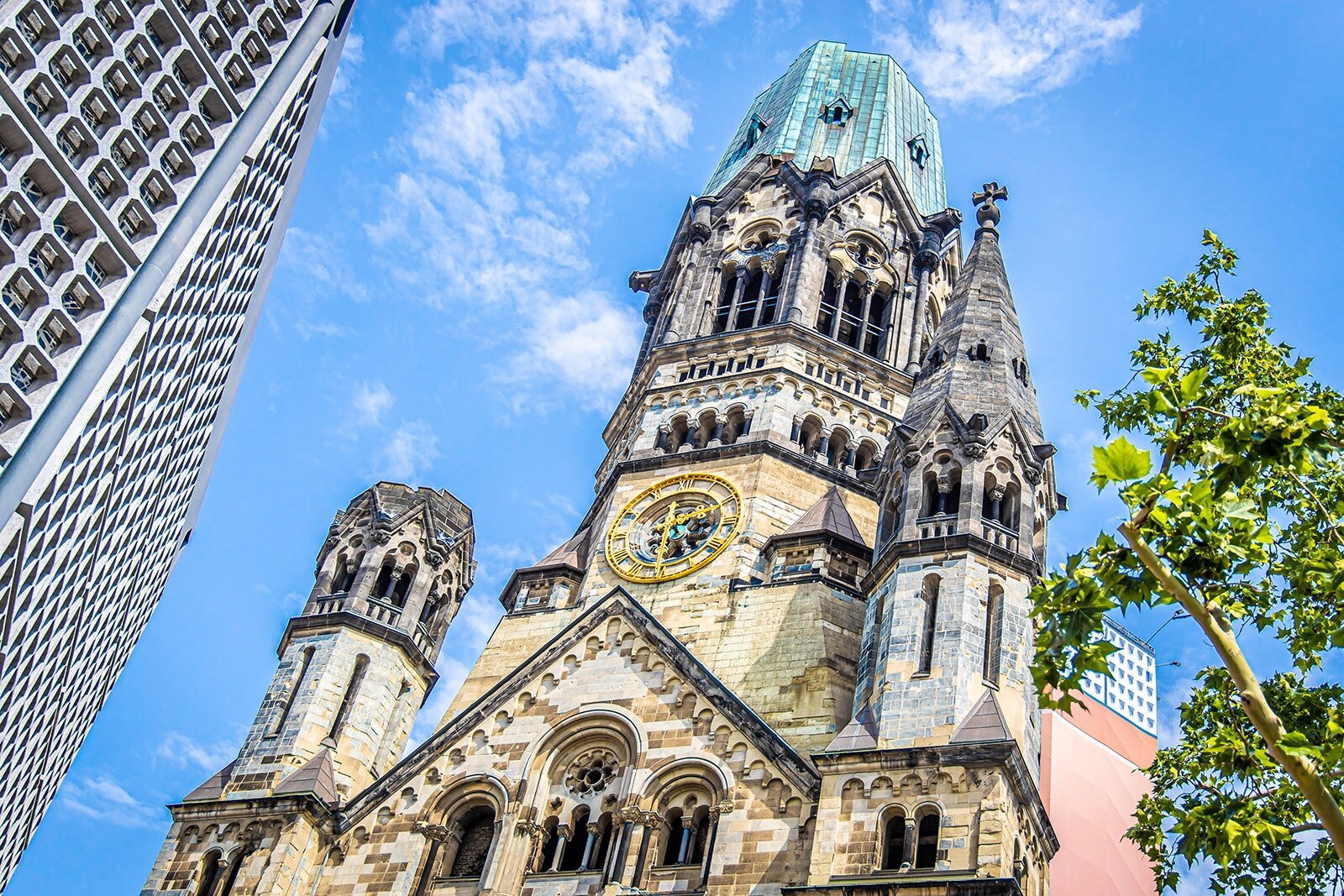 کلیسای یادبود قیصر ویلهلم - Kaiser Wilhelm Memorial Church