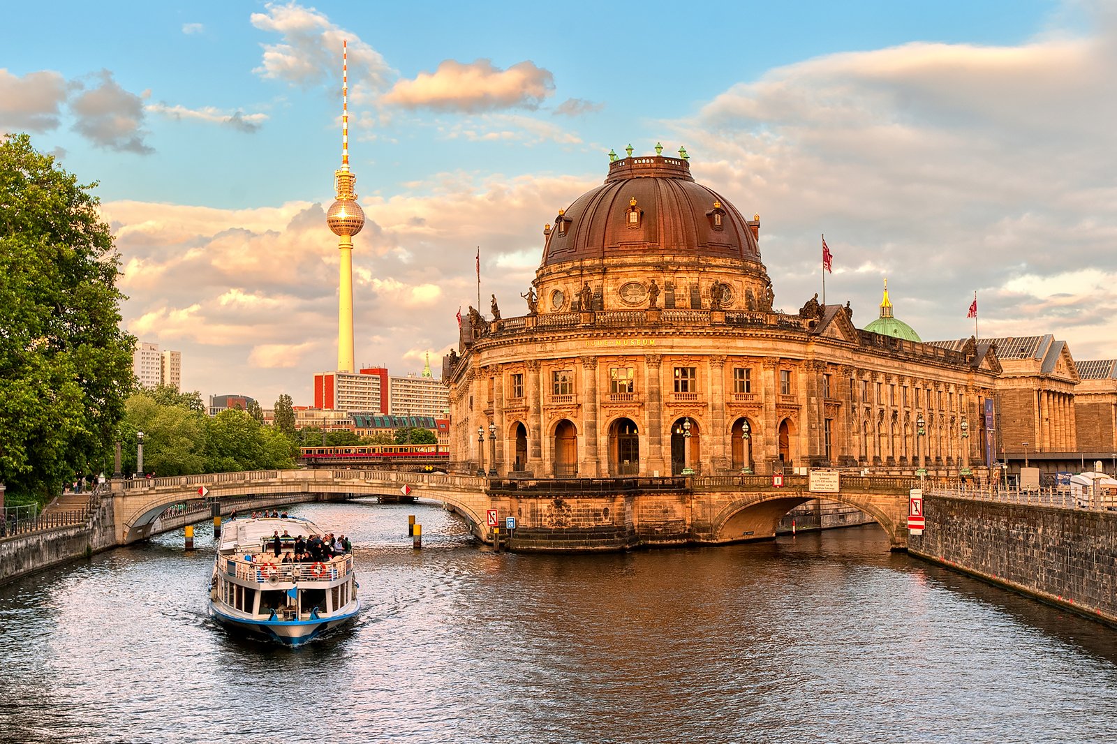 جزیره موزه - Museum Island