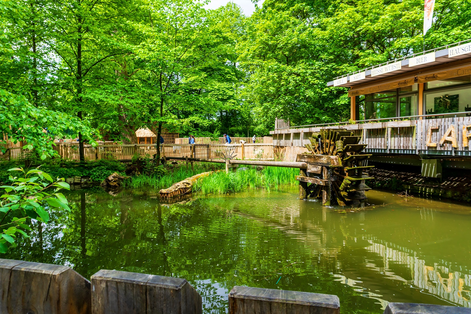 باغ وحش هلابرون - Hellabrunn Zoo