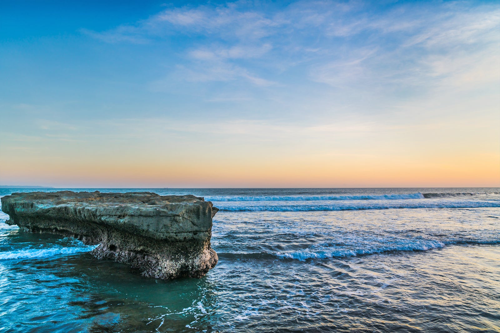 ساحل اکو، باتو بولانگ و کانگو - Echo Beach, Batu Bolong and Canggu