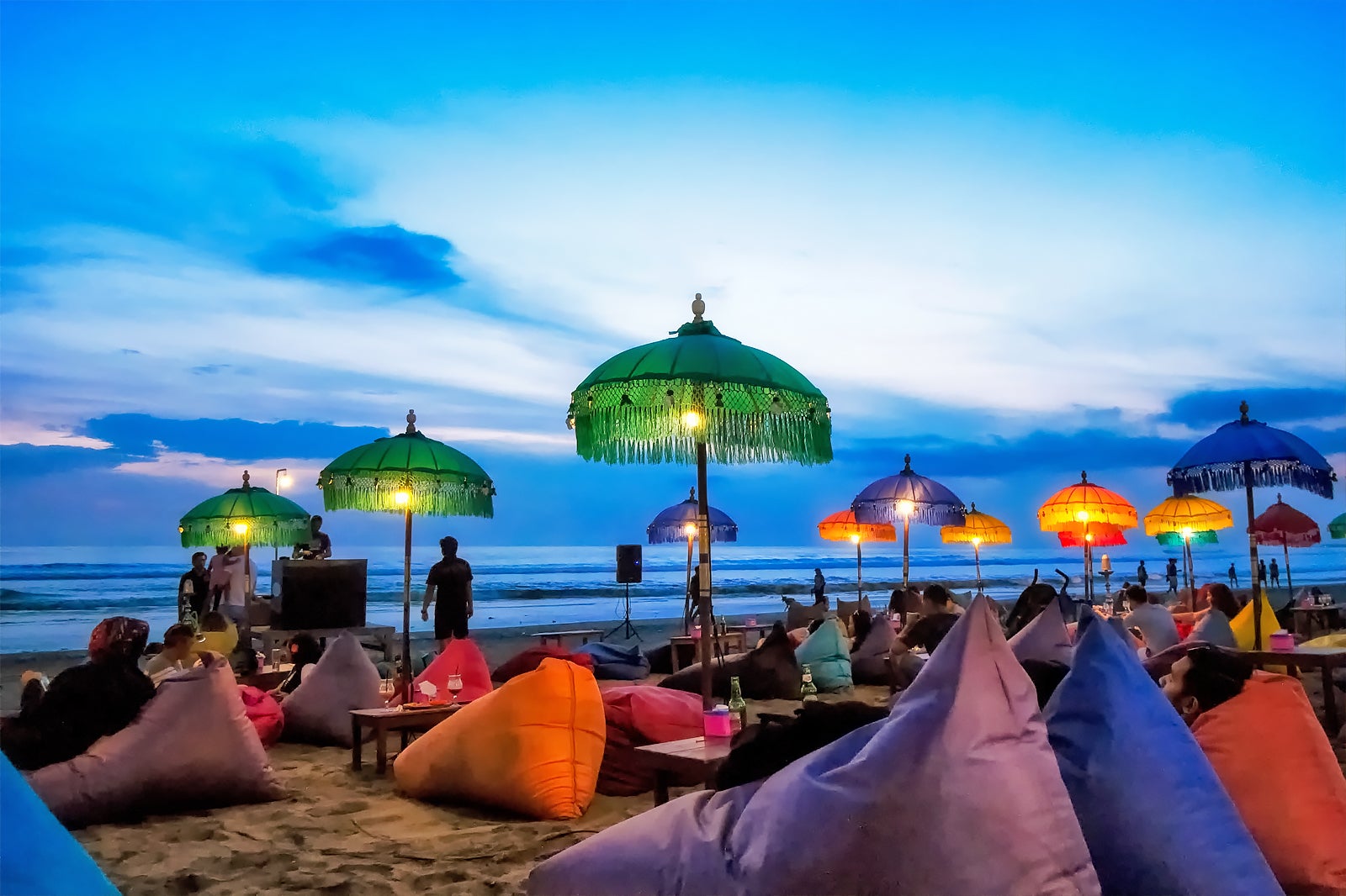 غروب خورشید در ساحل سمینیاک - Sunsets on Seminyak Beach