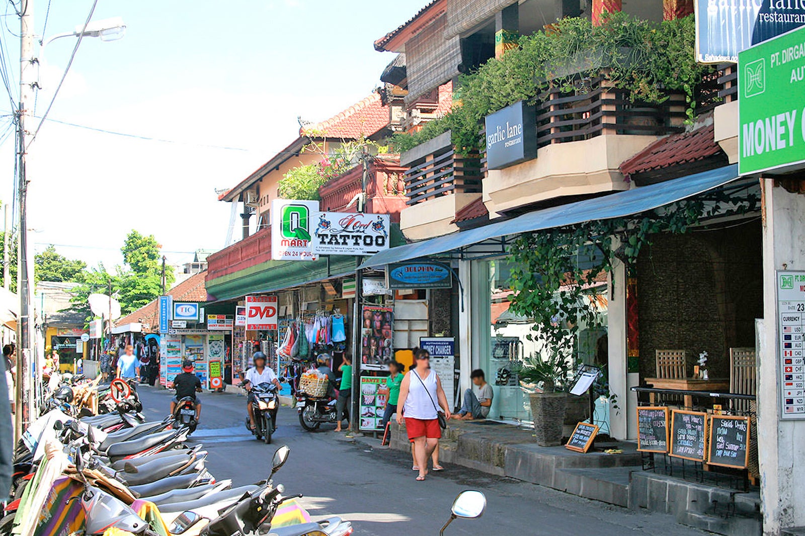 سیر لین (Jalan Sahadewa) - Garlic Lane (Jalan Sahadewa)