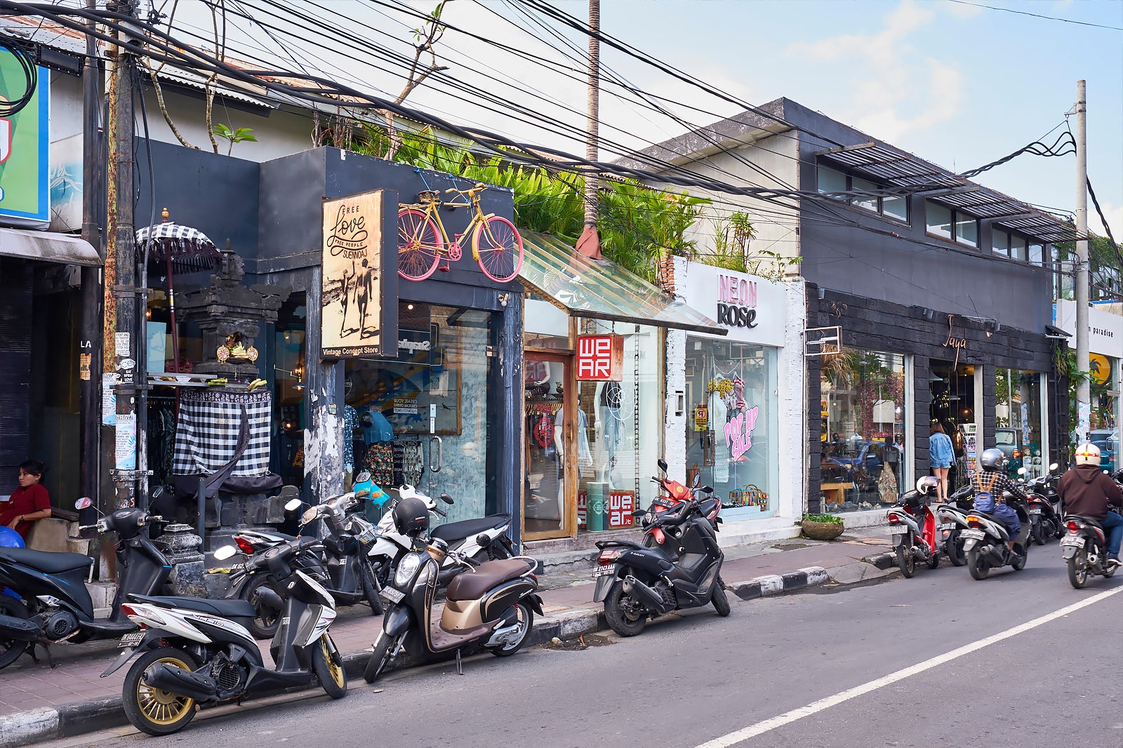 جالان رایا سمینیاک - Jalan Raya Seminyak