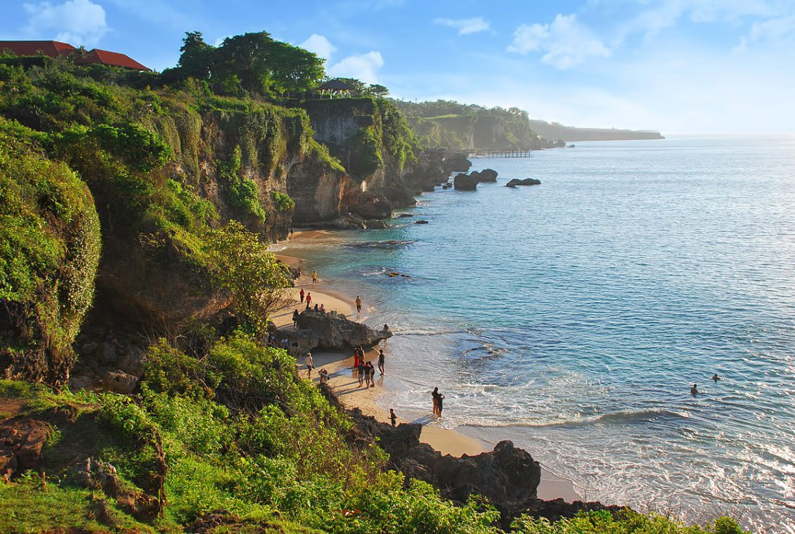 ساحل تگال وانگی - Tegal Wangi Beach