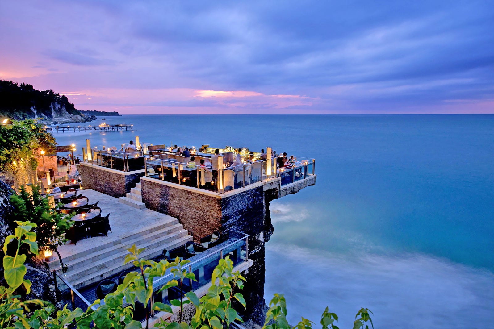 نوار راک در Ayana Resort - The Rock Bar at Ayana Resort
