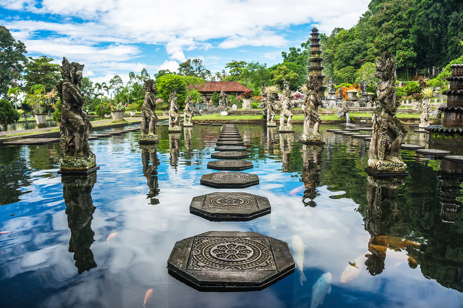 باغ آبی تیرتا گانگا - Tirta Gangga Water Gardens