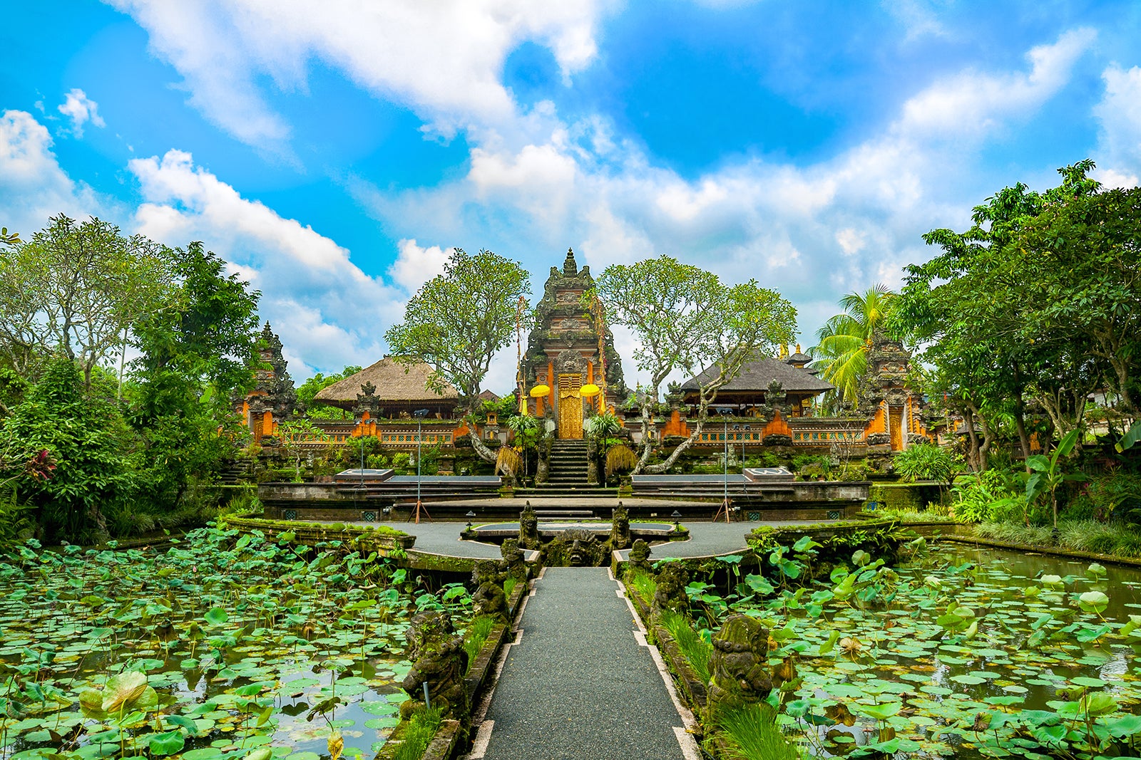 پارک معبد ساراسواتی - Taman Saraswati Temple