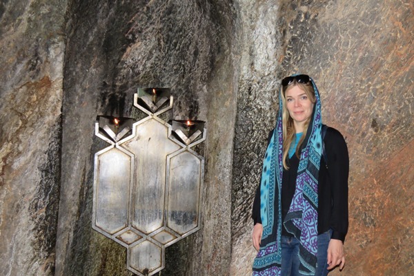 زیارت زیارتگاه چاک چاک برای غیر زرتشتیان - Visiting the Chak Chak Shrine for Non-Zoroastrians