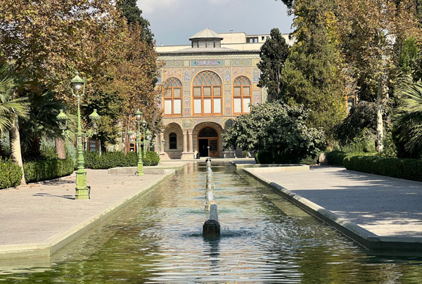 9. آرامگاه حافظ، شیراز - 9. Tomb of Hafez, Shiraz