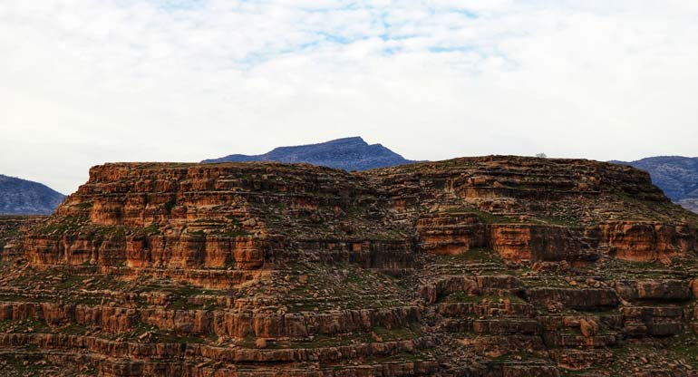 دره خزینه در فصل زمستان (نیمه دوم سال) - Khazine Valley in winter (second half of the year)