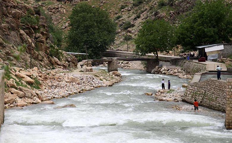 رودخانه تنگی ور و پل‌های تاریخی آن: جاذبه‌های گردشگری و میراث فرهنگی - Tangivar River and its historical bridges