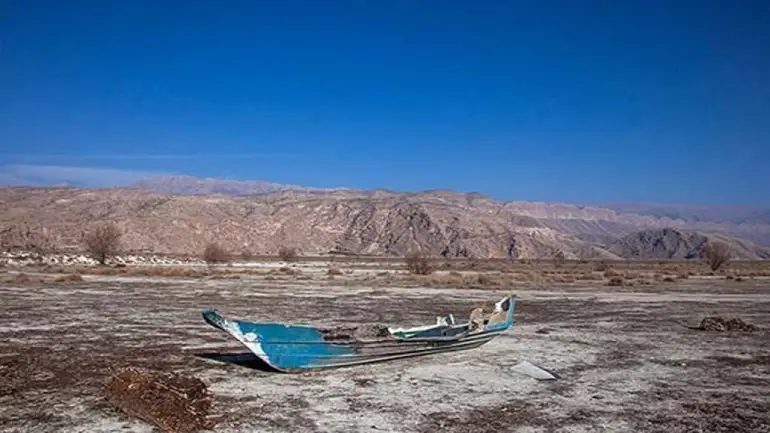 دریاچه پریشان در کجای ایران واقع شده است؟ - Where is Parshan Lake?