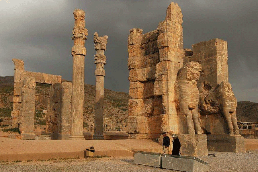 دروازه خشایارشا (دروازه ملل) - The Gate of Xerxes (Gate of the Nations)