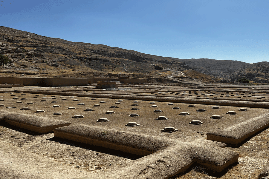 خزانه پرسپولیس - The Persepolis Treasury