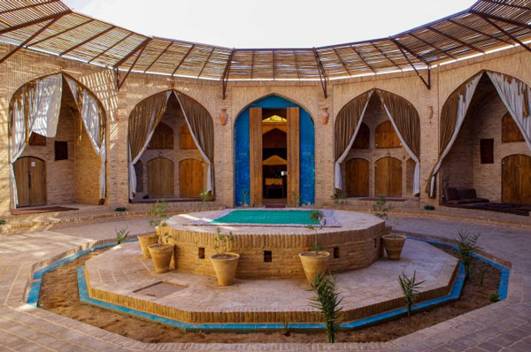 جذابیت معماری کاروانسراها - Architectural Charm of Caravanserais