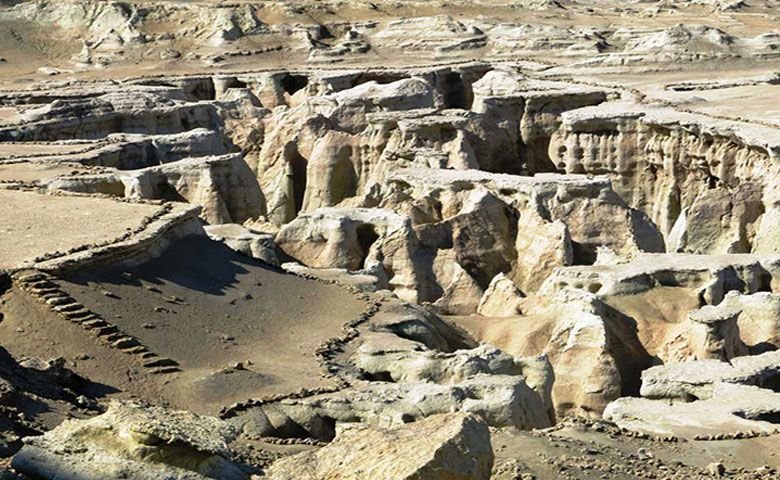 باورهای محلی و افسانه‌های دره ستارگان قشم - Legends and local beliefs about the Star Valley of Qeshm