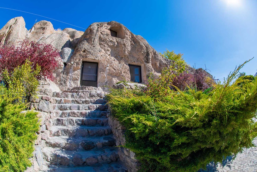 هتل صخره ای لاله کندوان - Laleh Kandovan Rocky Hotel