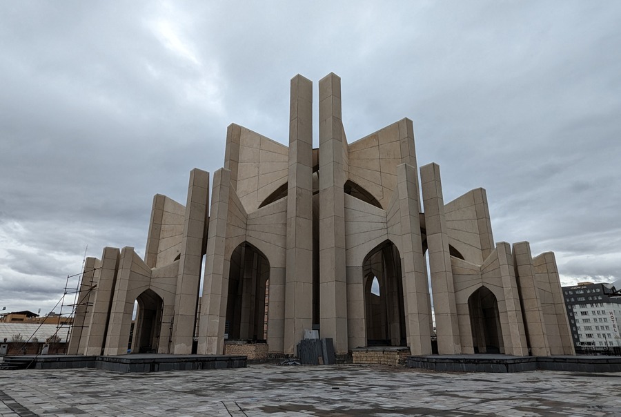 مقبره الشعرا (قبرستان سرخاب) - Maqbarat-o-Sho’ara (Sorkhab Cemetery)