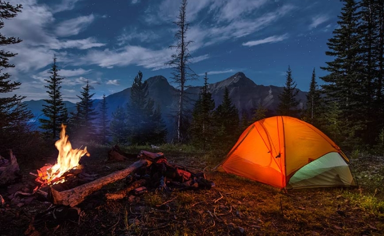 کمپینگ چیست؟ زندگی زیر آسمان بی‌پایان! - What is Camping? Life under the infinite sky!