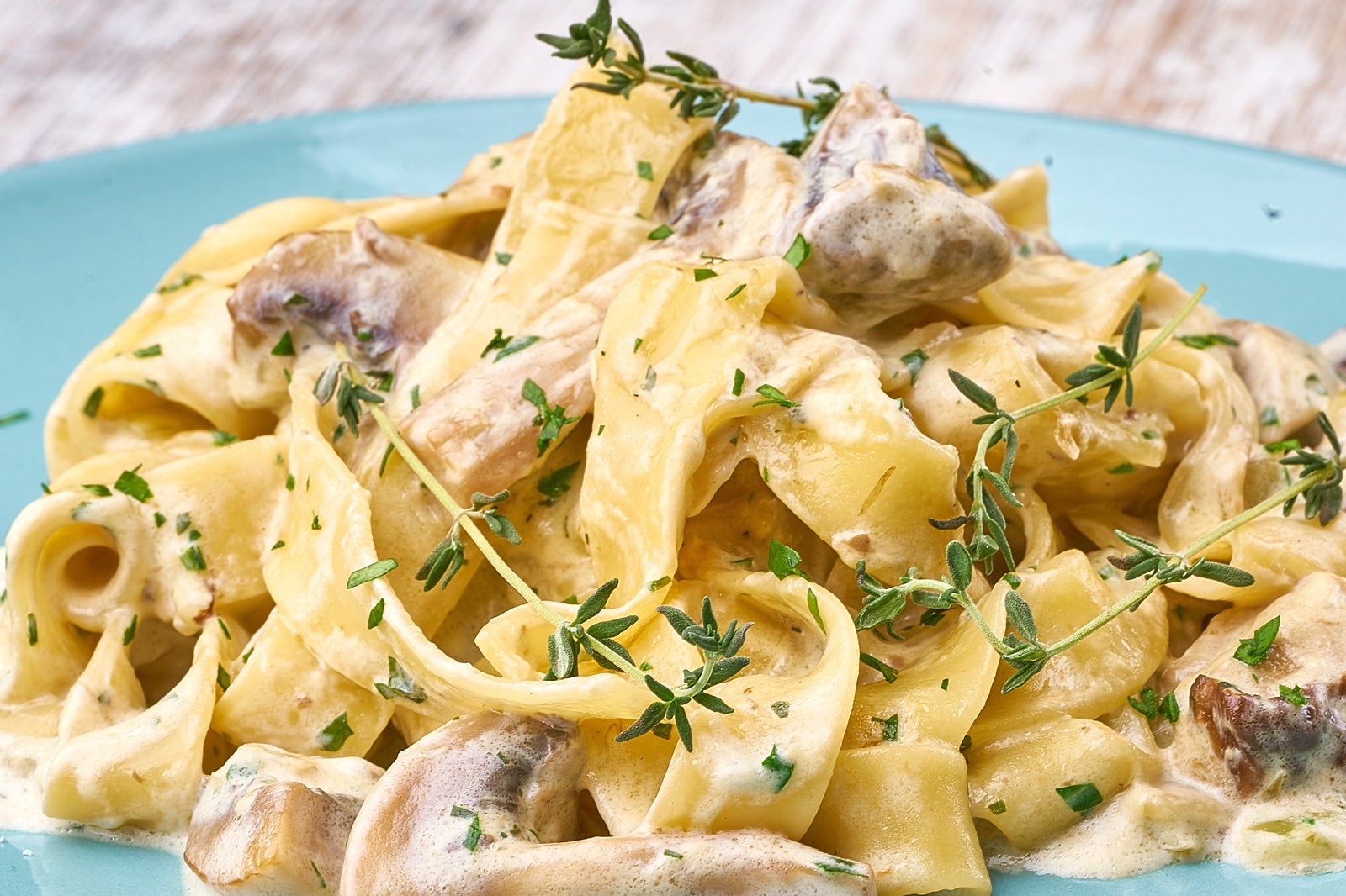 تالیاتله با قارچ پورسینی و ترافل - Tagliatelle funghi porcini e tartufo