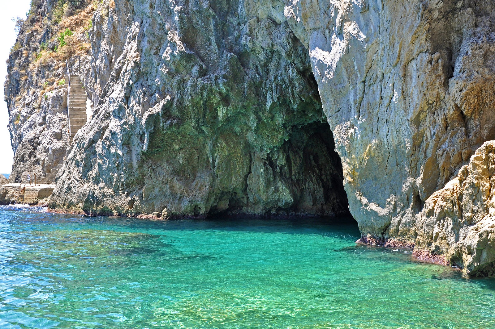 غار زمرد - Grotta dello Smeraldo