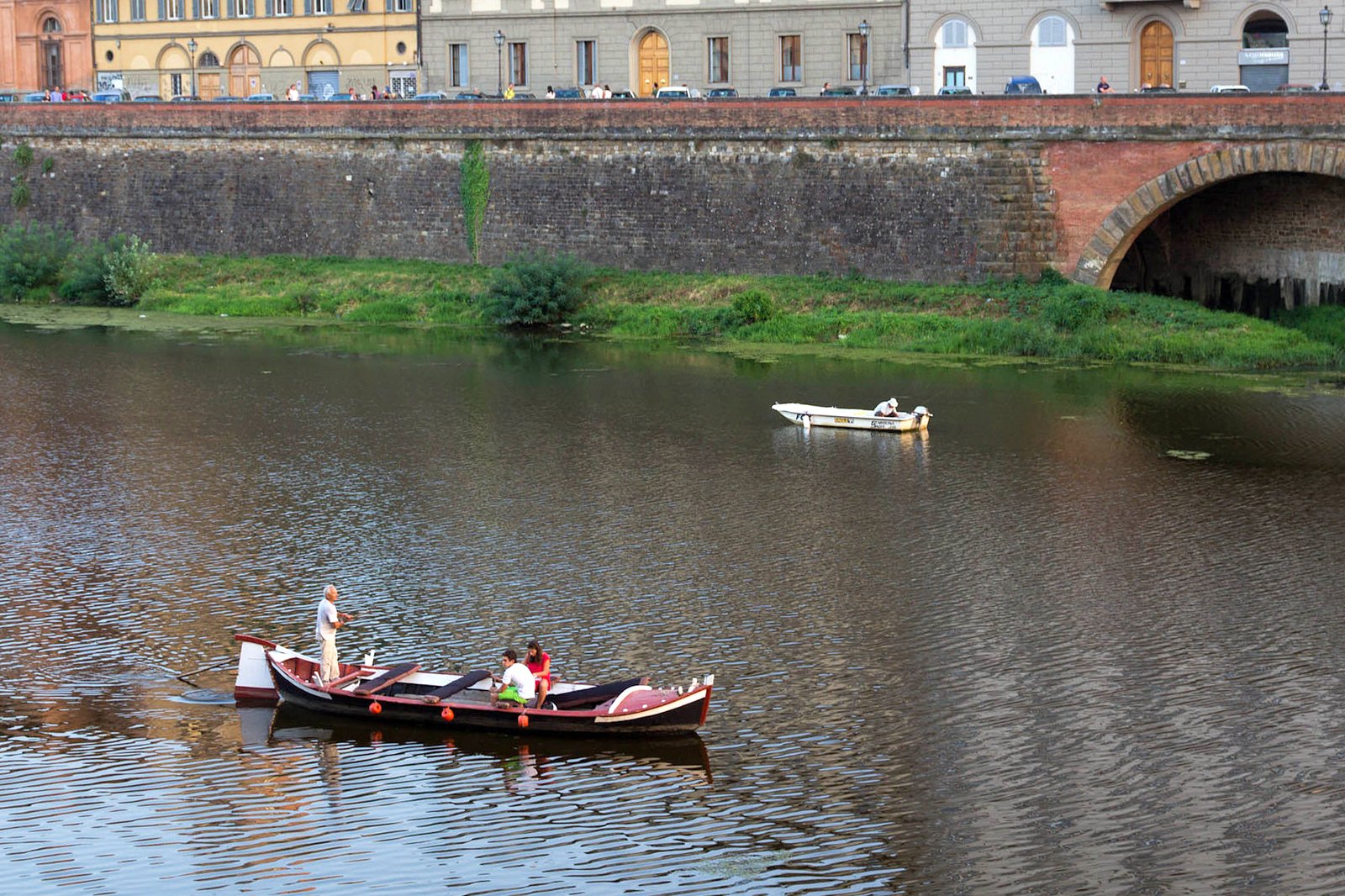 سفر دریایی با رودخانه آرنو - Arno river cruise