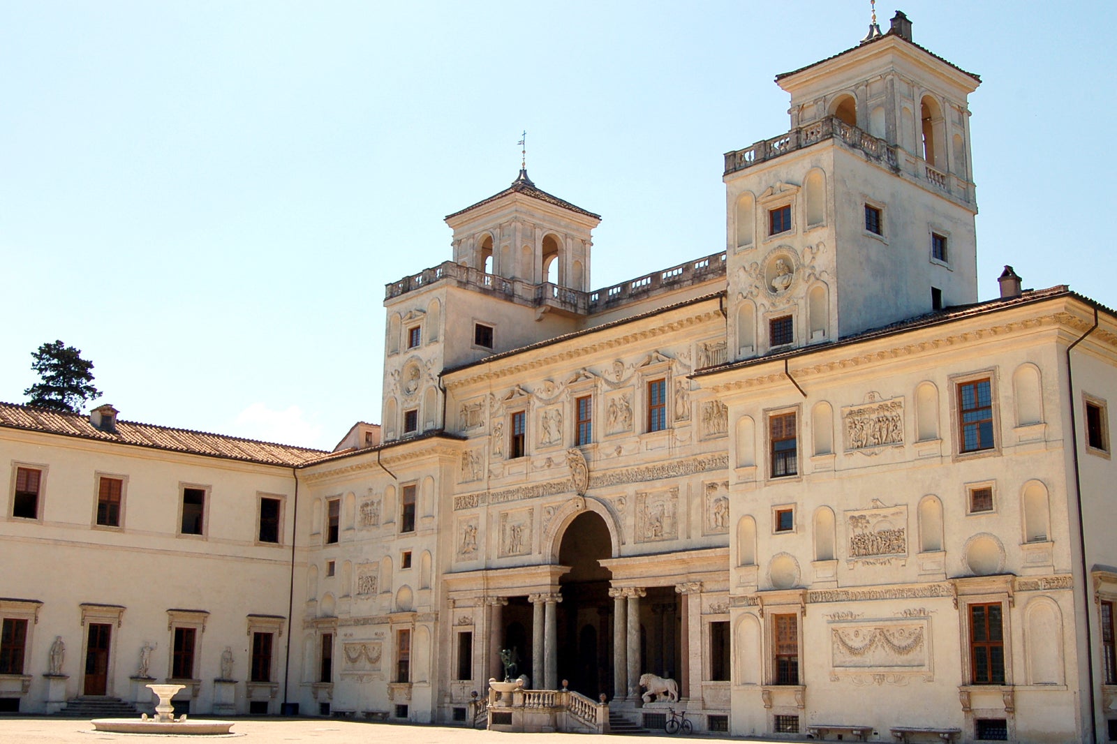 کاوشگران کوچک در ویلا مدیچی - Little Explorers at Villa Medici