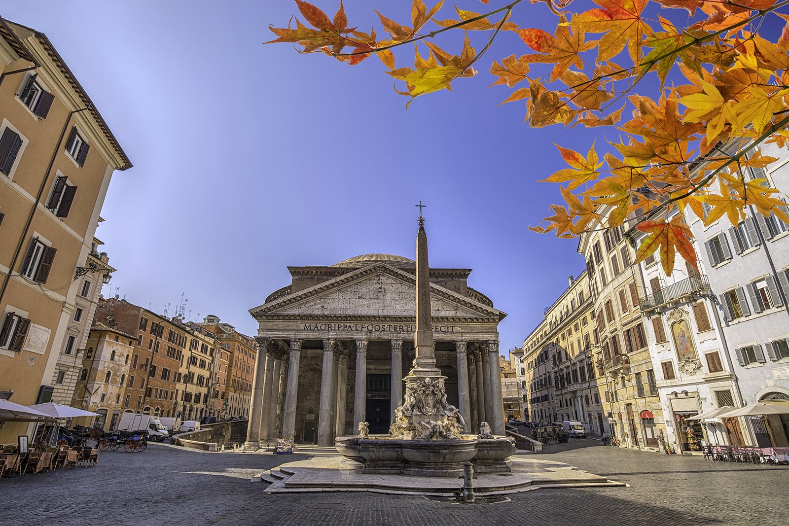 پیازا دلا روتوندا - Piazza Della Rotonda