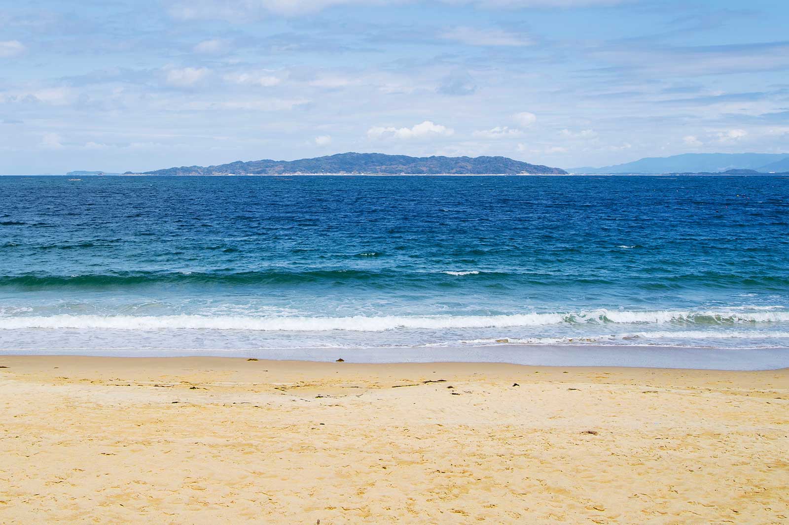 ساحل فوکای - Fukae Beach