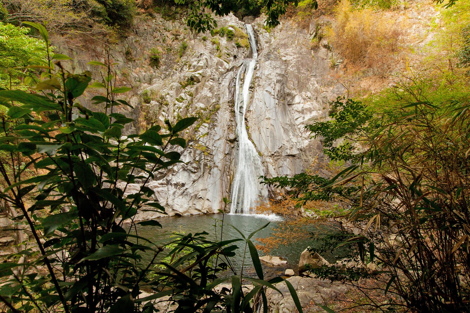 آبشار نونوبیکی - Nunobiki Falls