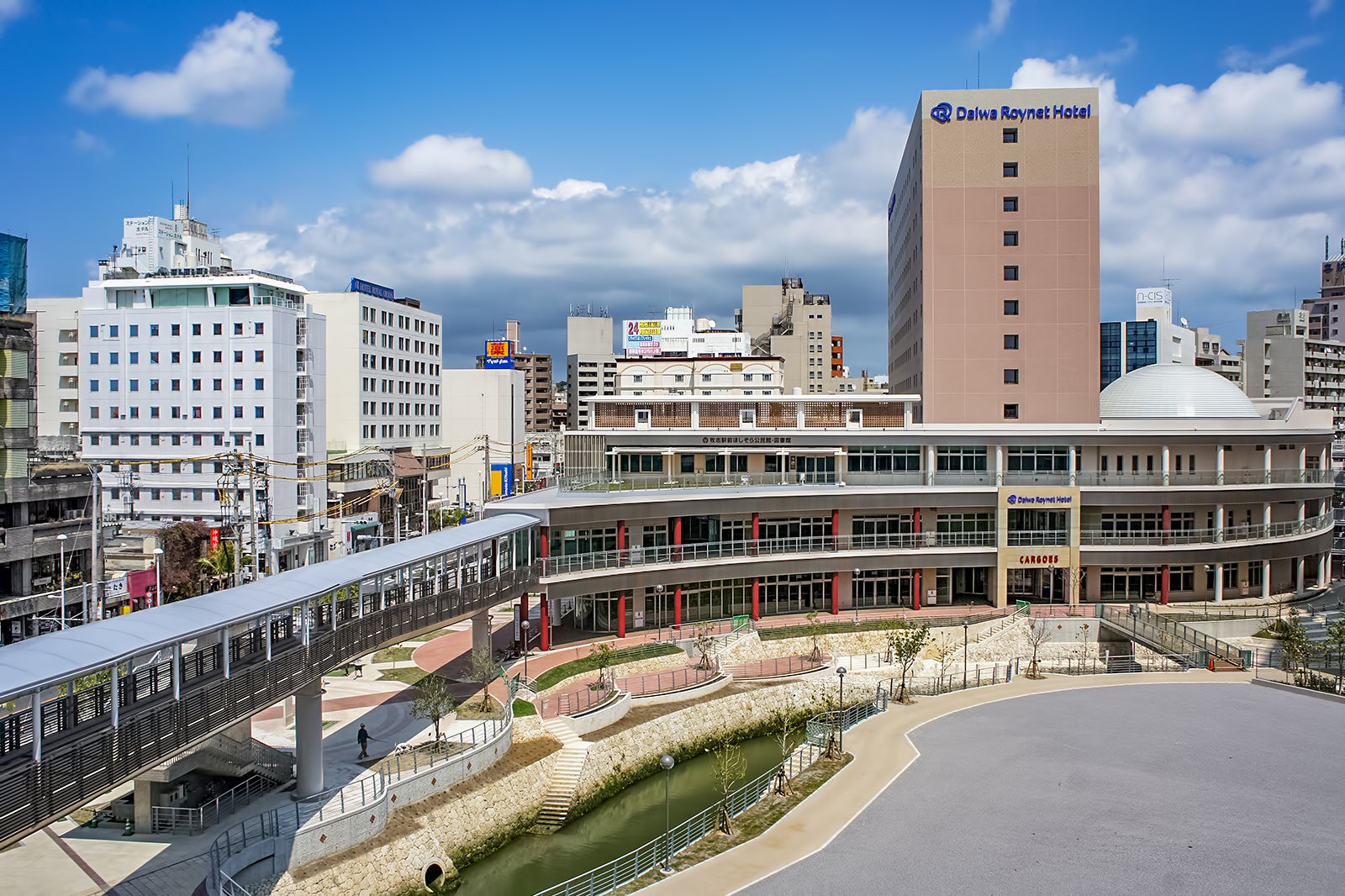 میدان سایون - Saion Square