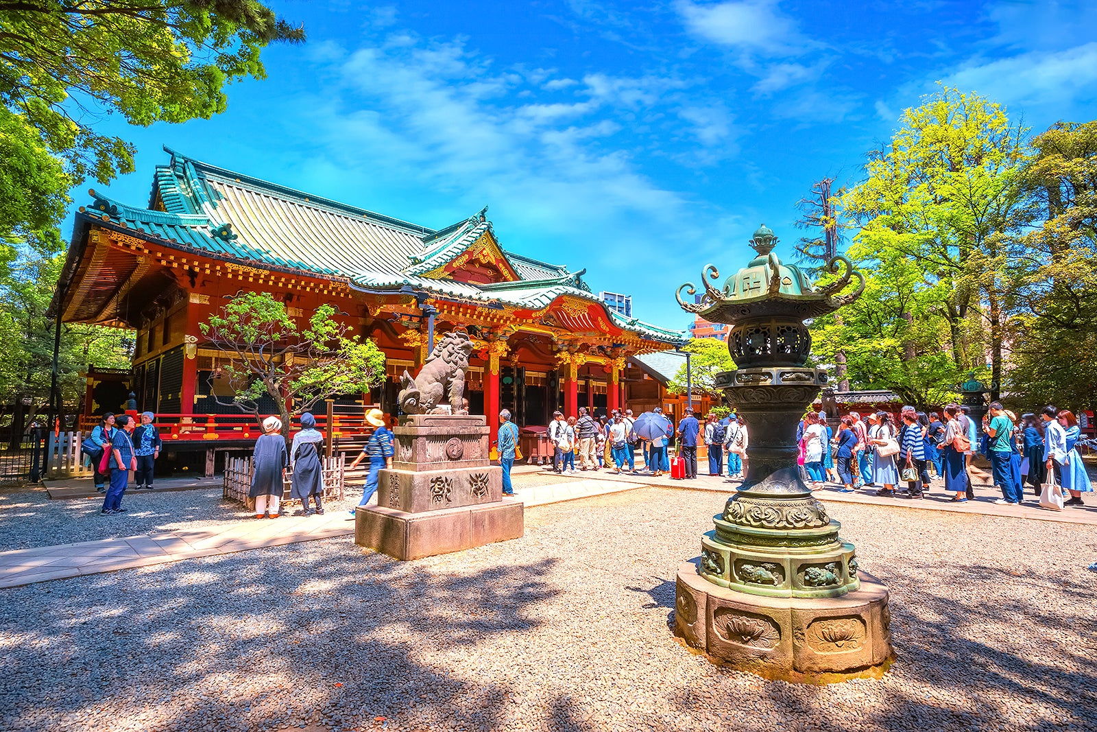 زیارتگاه نزو - Nezu Shrine