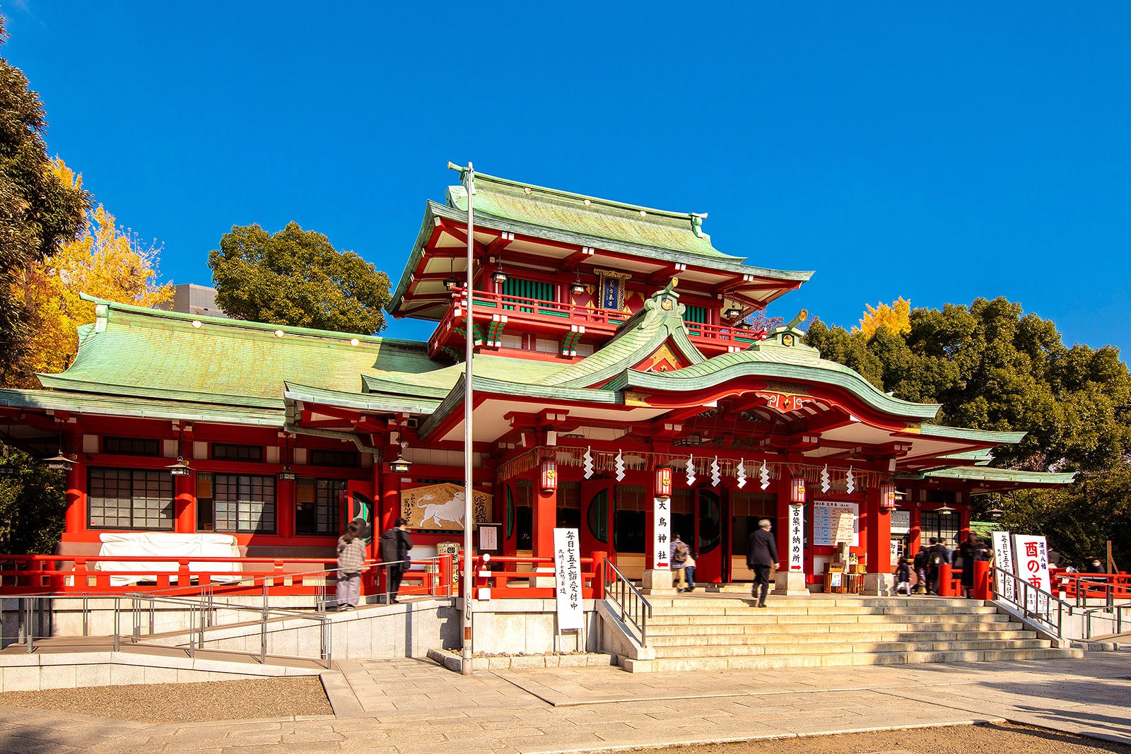 معبد تومیوکا هاچیمان - Tomioka Hachiman Shrine