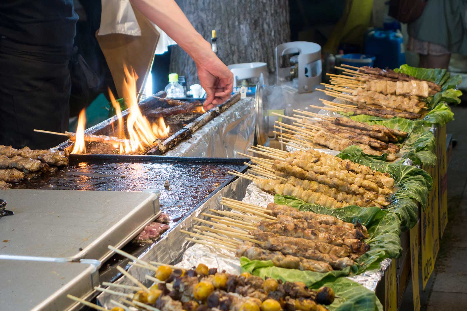 خیابان ناکاسو یاتای - Nakasu Yatai Street