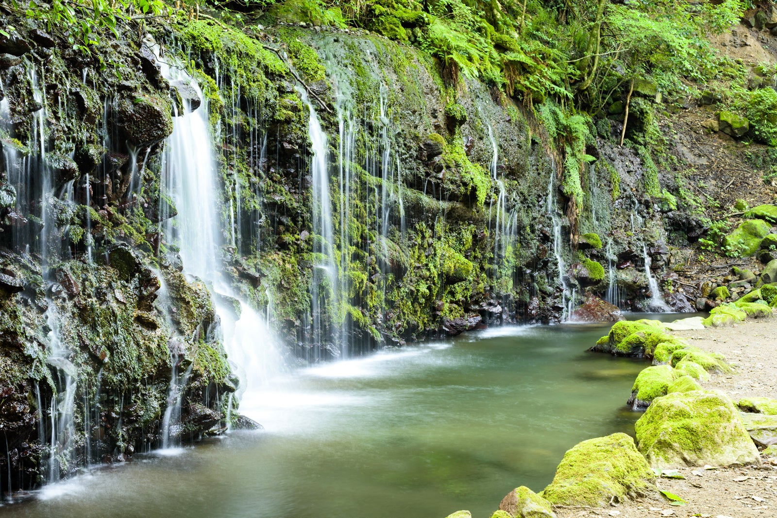 آبشار چیسوجی - Chisuji Falls