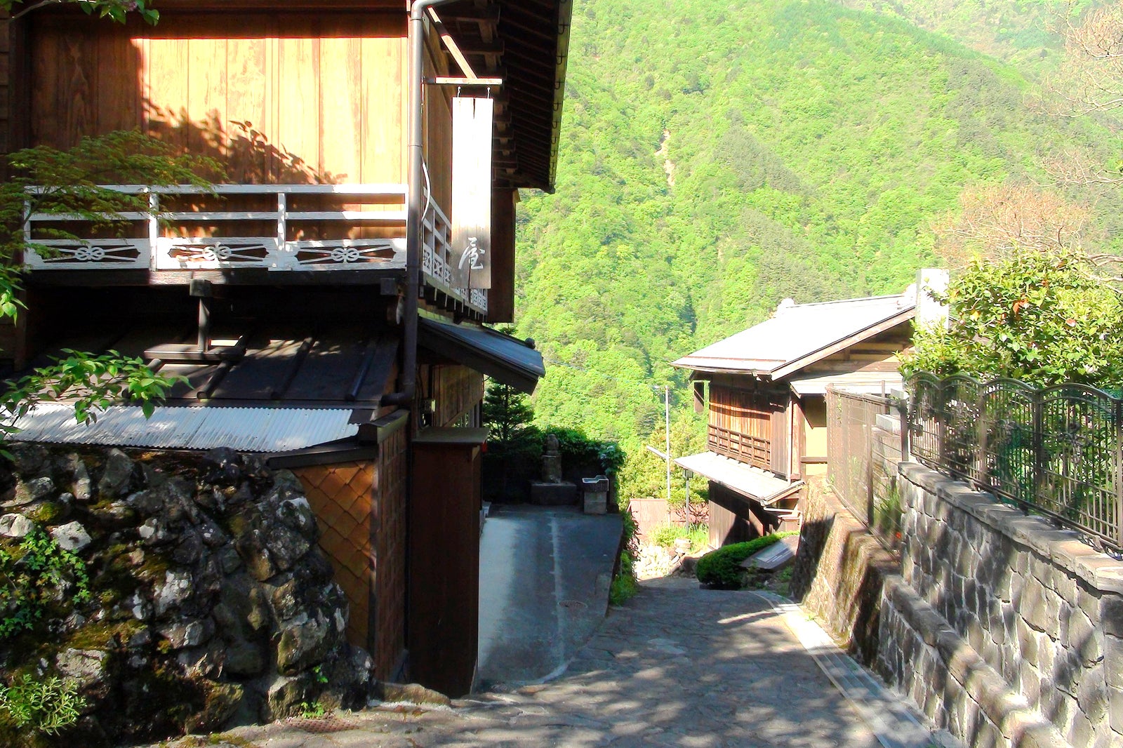 شهر هایاکاوا (استان یاماناشی) - Hayakawa Town (Yamanashi Prefecture)