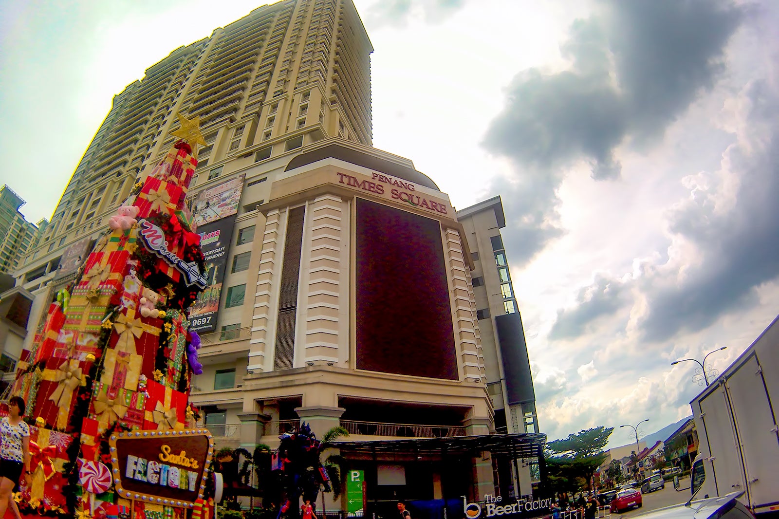 میدان تایمز پنانگ - Penang Times Square